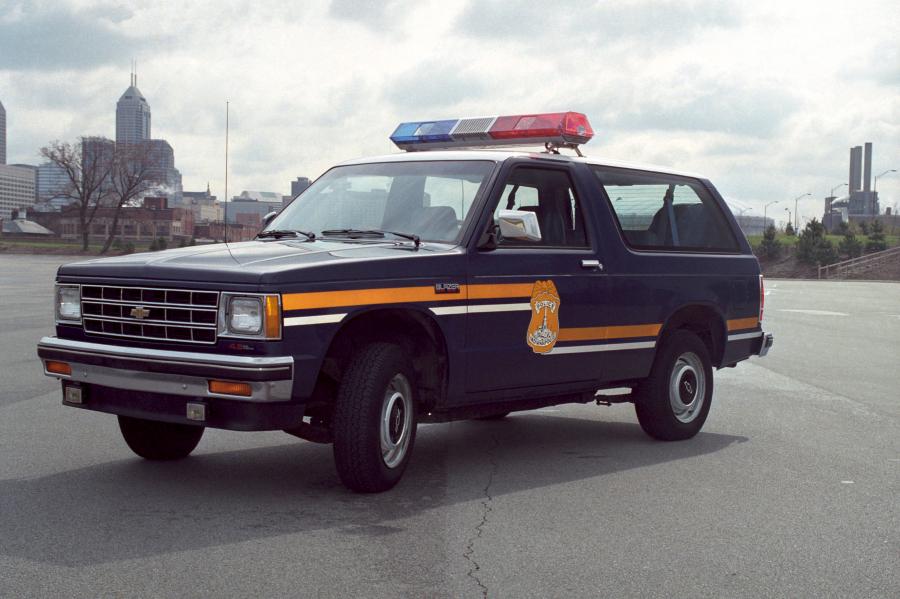  Chevrolet S-10 Blazer 3-Door Police 1988 года  (фото 1 из 1)